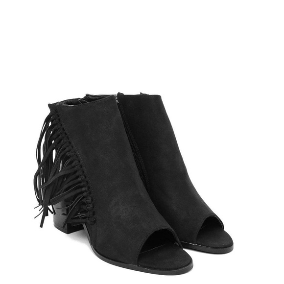 NWOT - Nasty Gal Back Again Fringe Bootie - Picture 4 of 7